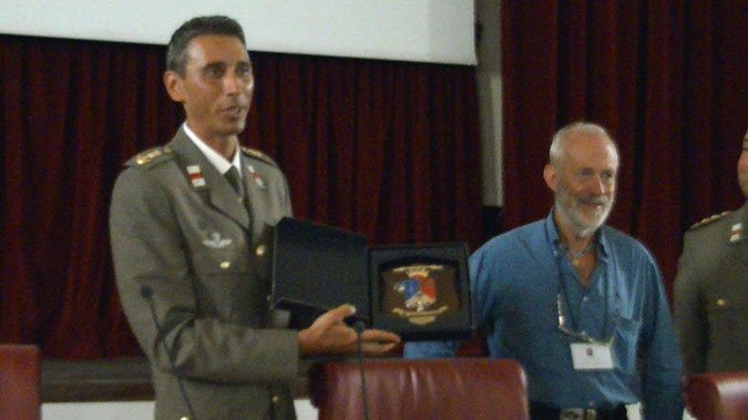 1° raduno Ascoli Piceno dal 9 al 10 settembre 2011 -  foto...193 - vengono scambiati i regali